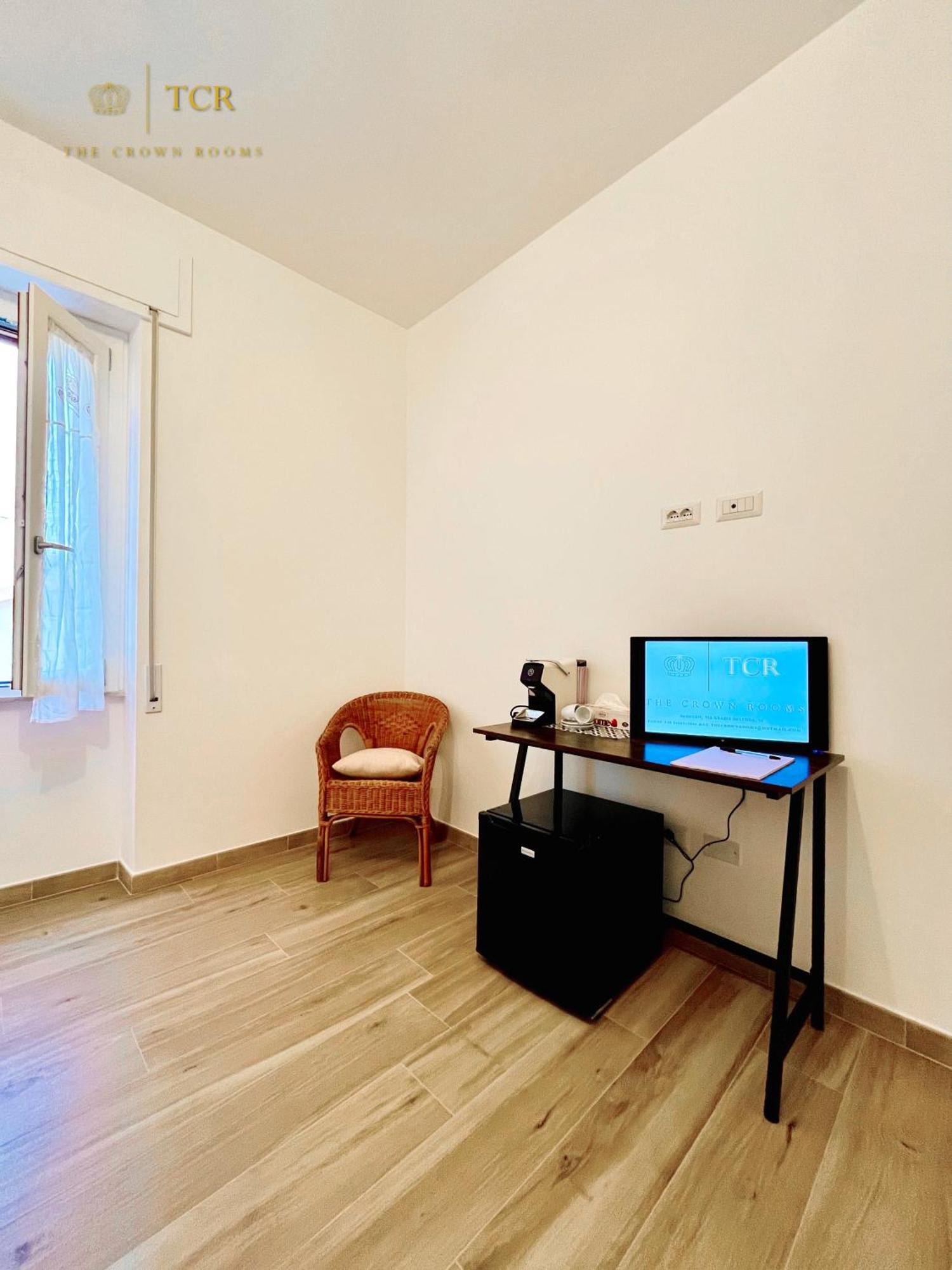 The Crown Rooms Alghero Ngoại thất bức ảnh